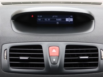 Renault Megane III Hatchback 1.9 dCi 130KM 2009 Renault Megane 1.9 dCi, Klima, Klimatronic, zdjęcie 11