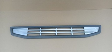 VOLVO FH4 ATRAPA GRILL ŁAWKA STOPIEŃ 82208512