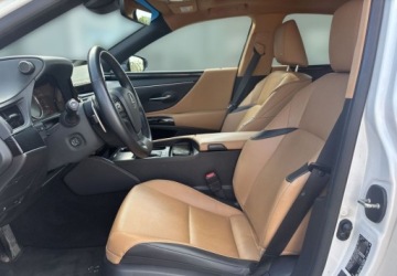 Lexus ES VII (XV70) Sedan Facelifting 300h 218KM 2023 Lexus ES 300h Business Edition VAT 23 1 wlasciciel ASO Lexus Leszno, zdjęcie 14