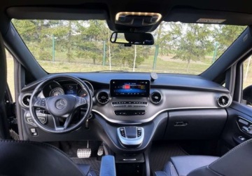 Mercedes Klasa V W447 Długi Facelifting 2.0 250d 190KM 2022 Mercedes-Benz Klasa V BEZWYPADKOWY, serwis ASO, AVANTGARDE, 4X4 hak, 8 osob, zdjęcie 9