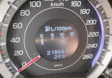 Honda Accord VIII 2012 Honda Accord 2012r, 2.2 Diesel. AUTOMAT. Uszkodzony przod. Jezdzi. 2.2, zdjęcie 12