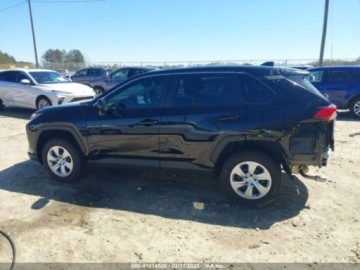 Toyota 2023 Toyota RAV4 Le, 2023r., 2.5L 2.5 Benzyna 203KM, zdjęcie 7