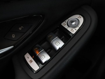 Mercedes Klasa C W205 Kabriolet Facelifting 1.5 200 184KM 2019 Mercedes C 200 FV23% mHEV automat full LED navi, zdjęcie 39