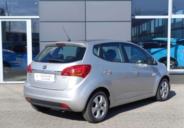 Kia Venga Mikrovan 1.6 CRDi 128KM 2015 Kia Venga 1.6 ON 128KM L Serwis ASO Gwarancja Podgrzewane fotele 1.6 Diesel, zdjęcie 5