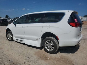 Chrysler Voyager V 2022 Chrysler Voyager LX 2022 3.6l 3.6 Benzyna 287KM, zdjęcie 1