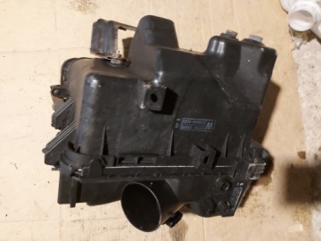 Obudowa filtra powietrza LEXUS RX II