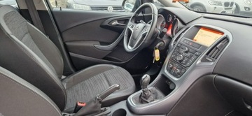 Opel Astra J GTC 1.4 100KM 2014 Opel Astra Super Stan Bezwypadkowy, zdjęcie 16