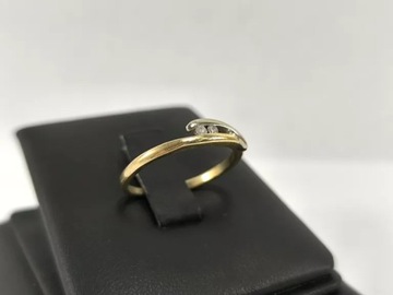 ZŁOTY PIERŚCIONEK Z DIAMENTAMI 0,04CT ROZMIAR 17 P375 1,90G
