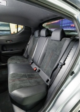 Toyota C-HR I Crossover Facelifting 2.0 Hybrid Dynamic Force 184KM 2023 Toyota C-HR 2.0 Hybrid GR Sport 2.0 Hybryda 184KM, zdjęcie 16