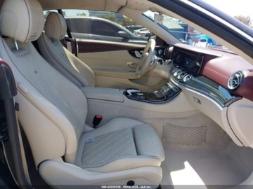 Mercedes Klasa E W213 2018 Mercedes-Benz Klasa E 2018 MERCEDES-BENZ E 400 3.0 Benzyna 329KM, zdjęcie 11