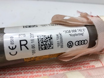 ZÁVĚS VZDUCHOVÁ PRAVÝ VW PASSAT B8 3G0880742E KOMBI