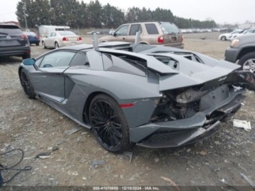 Lamborghini Aventador 2018 Lamborghini Aventador Aventador s 6.5 Benzyna 729KM, zdjęcie 3