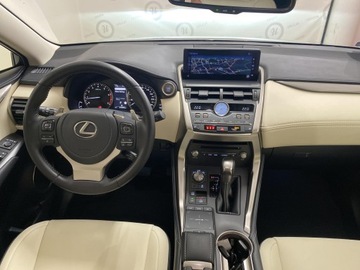 Lexus NX I SUV Facelifting 300 238KM 2021 Lexus NX 300 F Impression AWD I (2014-2021) Lexus, zdjęcie 9