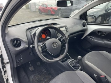 Toyota Aygo II Hatchback 3d Facelifting 1.0 VVT-i 72KM 2021 Toyota Aygo Klimatyzacja LPG, zdjęcie 6
