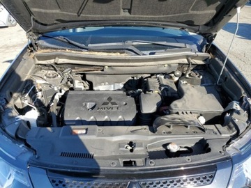 Mitsubishi Outlander III 2020 Mitsubishi Outlander 2020 MITSUBISHI OUTLANDER SE 2.4 Benzyna 166KM, zdjęcie 11