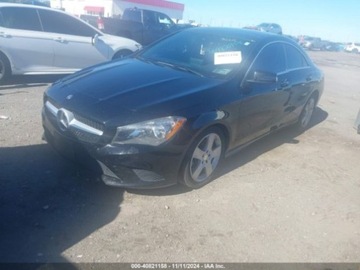 Mercedes CLA C117 2016 Mercedes-Benz CLA 2016 Mercedes-Benz CLA 4dr Sdn CLA 250 4MATIC 2.0 Benzyna, zdjęcie 1
