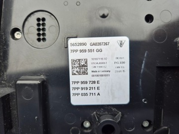 OSVĚTLENÍ KABINY PORSCHE MACAN 95B