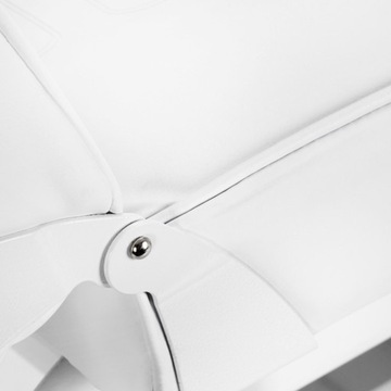 557А косметическое кресло с белыми кюветами