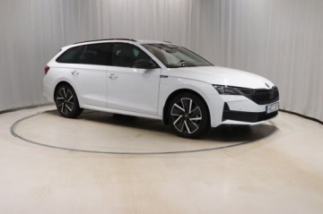 Skoda Octavia IV Kombi 1.5 TSI e-Tec Mild Hybrid 150KM 2026 Skoda Octavia Sportline TSI 2026 1.5 Hybryda 150KM, zdjęcie 4