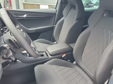 Skoda Karoq Crossover Facelifting 2.0 TSI 190KM 2025 SKODA Karoq Sportline 2.0 TSI DSG 4x4 Suv 190KM 2025, zdjęcie 5