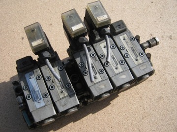 Клапанный остров Bosch Rexroth Valves 0820024126