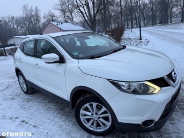 Nissan Qashqai II Crossover 1.2 DIG-T 115KM 2015 Nissan Qashqai Nissan Qashqai 1.2 DIG-T N-Vision 1.2 Benzyna 115KM, zdjęcie 17