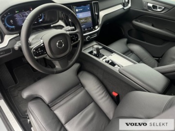 Volvo V60 II  Cross Country Facelifting 2.0 B4 197KM 2023 Volvo V60 Cross Country FV23% Plus B4D AWD LED Tem, zdjęcie 9