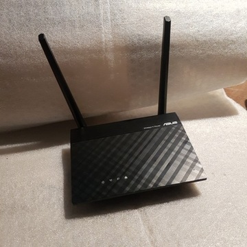 Router Asus RT-N12E C1