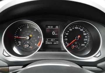 Volkswagen Jetta VI Sedan Facelifting 2.0 TDI 110KM 2017 Volkswagen Jetta 2.0 TDI 110HP Klimatronic Salon Pl. II.wlasciciel GWARANC, zdjęcie 12