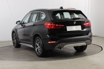 BMW X1 F48 Crossover sDrive18d 150KM 2016 BMW X1 sDrive18d, Salon Polska, Serwis ASO, zdjęcie 3
