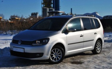 Volkswagen Touran II 1.6 TDI 105KM 2011 Volkswagen Touran GWARANCJA, 1. rej. 2012r, 1.6 TDI, Niski przebieg, Dobrz