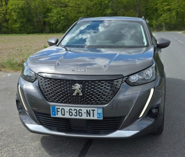 Peugeot 2008 II SUV 1.2 PureTech 130KM 2020 Peugeot 2008 77.000km, zdjęcie 3