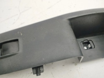 CITROEN C-CROSSER 2009 PŘEDNÍ STRANA LEVÝ KNOFLÍKY SKEL