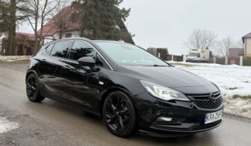 Opel Astra K Hatchback 5d 1.4 Turbo 125KM 2016 Opel Astra Opel Astra 1.4 Turbo StartStop 120 Jahre 1.4 Benzyna 125KM