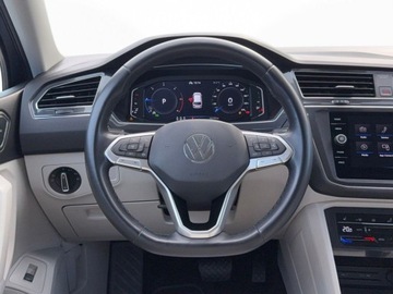 Volkswagen Tiguan II SUV Facelifting 2.0 TDI 150KM 2023 Volkswagen Tiguan 2.0 TDI 150KM,SCR Elegance DSG, Gwarancja, Serwis ASO,FV, zdjęcie 24