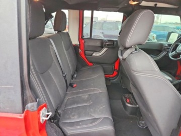 Jeep Wrangler III Unlimited Facelifting 3.6 V6 286KM 2017 Jeep Wrangler Unlimited Sahara 2017 3.6 Benzyna 285KM, zdjęcie 10