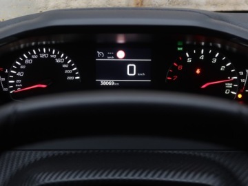 Peugeot 208 II Hatchback 1.2 PureTech 102KM 2023 Peugeot 208 1.2 PureTech, Salon Polska, zdjęcie 10