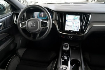 Volvo V60 II  Kombi Facelifting 2.0 B4 197KM 2023 Volvo V60 FUL LED skóra nawi ALUSY panorama, zdjęcie 26