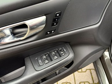 Volvo V60 II  2021 Volvo V60 Inscription Orrefors Sweden FV23%, zdjęcie 11