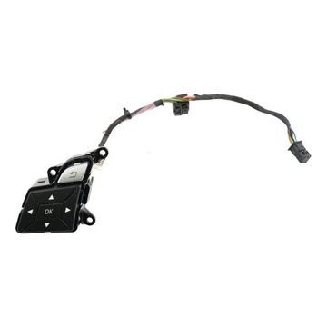 MERCEDES W176 W204 KNOFLÍKY MULTIFUNKČNÍ ŘÍDÍCÍ A1725400262