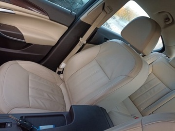 OPEL INSIGNIA A SEDAN FOTELE TAPICERKA GRZANE JASNE KPL.
