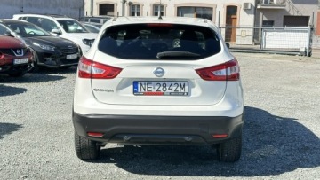 Nissan Qashqai II Crossover 1.6 DIG-T 163KM 2015 Nissan Qashqai Benzyna Moc 163KM Zarejestrowany, zdjęcie 6