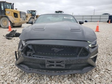 Ford Mustang VI Fastback Facelifting 5.0 Ti-VCT 450KM 2023 Ford Mustang GT 2023, od ubezpieczalni 5.0 Benzyna 450KM, zdjęcie 2