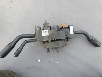 ПАССАЖИРСКИЕ ПЕРЧАТКИ AUDI A4 B5 1.9 TDI AFN COMBI LZ6L