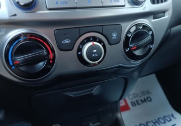 Hyundai i20 I Hatchback 5d Facelifting 1.2 DOHC 85KM 2013 Hyundai i20 1.2 benzyna 85KM Classic Klima Faktura VAT-Marza 1.2 Benzyna, zdjęcie 12