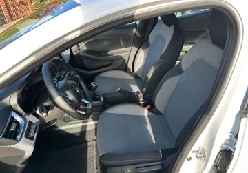 Renault Clio V Hatchback 5d Facelifting 1.0 TCe 90KM 2024 Renault Clio lift 1.0 benz. 91KM Gwarancja Zamiana Zarejestrowany Benzyna, zdjęcie 19