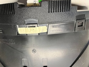 MERCEDES C TŘÍDA W203 PŘÍSTROJOVÁ DESKA BUDÍK A2035403511