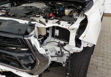 Toyota Hilux VIII Pojedyncza kabina Facelifting 2.4 D-4D 150KM 2024 Toyota Hilux Okazja 2.4 Diesel 150KM, zdjęcie 8