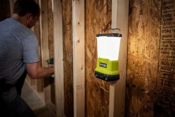 RYOBI LAMPA LED BIWAKOWA WARSZTATOWA LATARKA 850 Lm PORT USB RLL18-0 ONE+