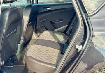 Opel Astra J GTC 1.4 Turbo ECOTEC 120KM 2014 Opel Astra 1.4 Turbo Cosmo 1.4 Benzyna 120KM, zdjęcie 33